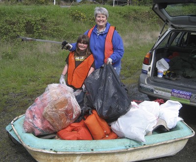 LIFRC Mentor Program litter pick-up