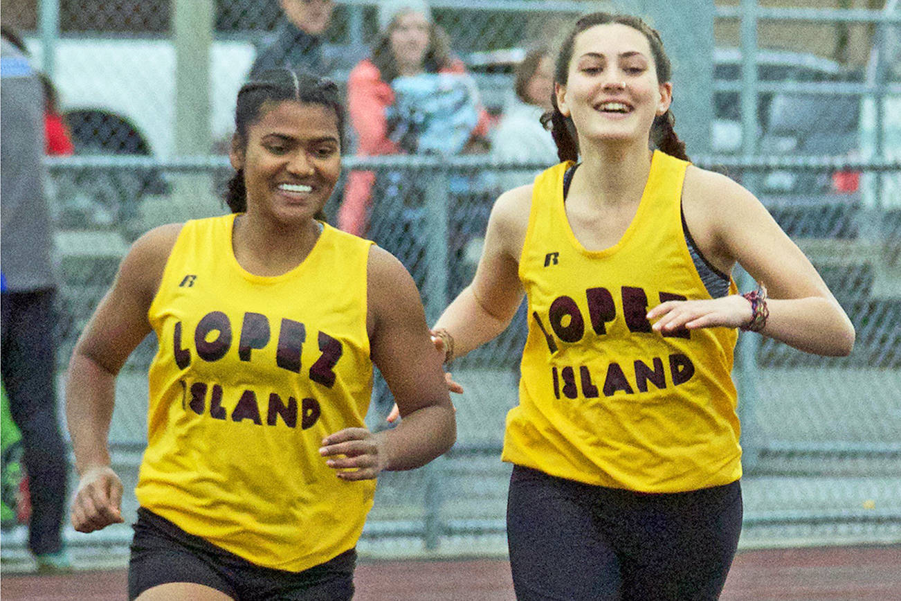 Lopez shines at district track meet even though the sun didn’t